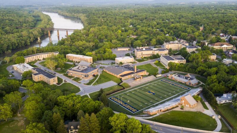シェパード大学キャンパス風景