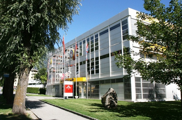 スイスでホテルマネジメントを学ぶ理由とその魅力とは？