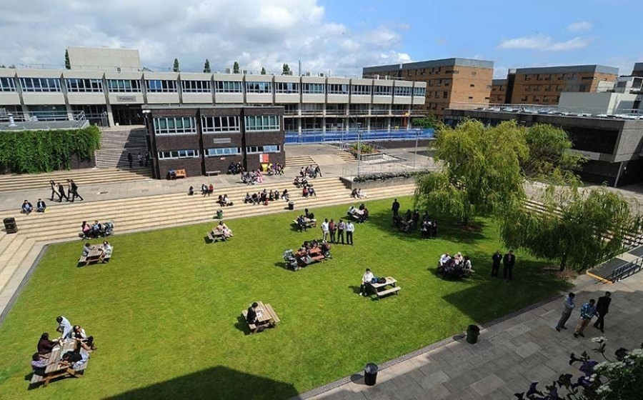 ウエスト・ロンドン大学の学生生活
