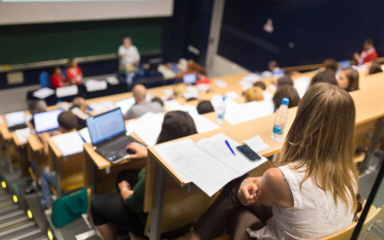 ニューカッスル大学の2025年度奨学金情報